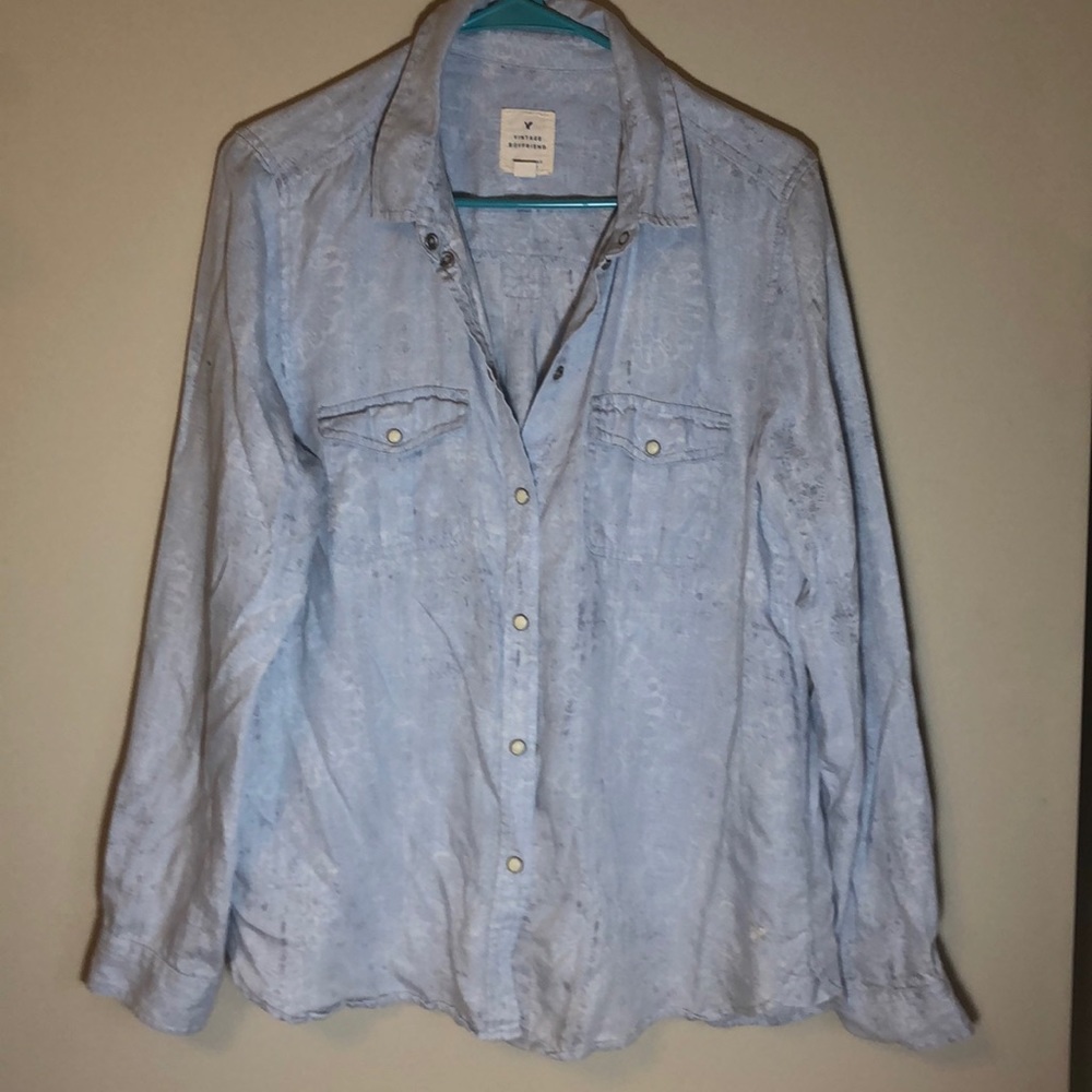 American Eagle light denim shirt